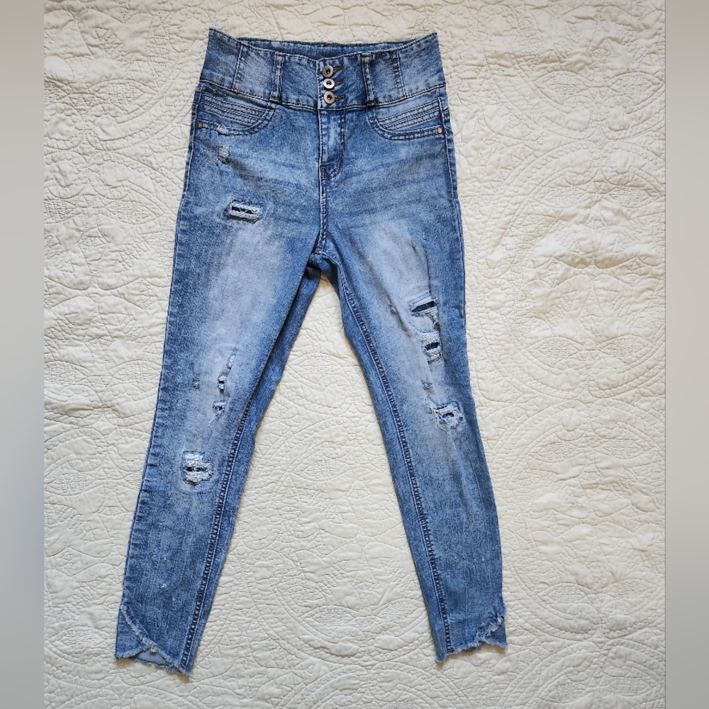 No Boundaries jeans